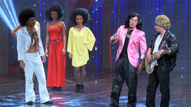 Ga la cười 2017: Hình ảnh "chết cười" của Xuân Bắc, Tự Long