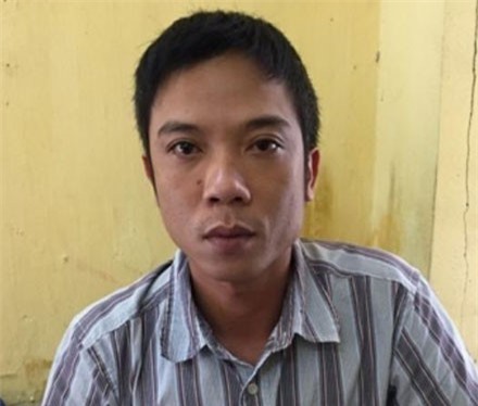 Giấu gần 1kg ma túy trong quần lót, lĩnh án 20 năm tù