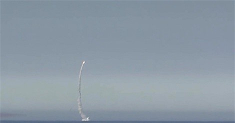 Hé lộ video phóng tên lửa Kalibr từ tàu ngầm hạt nhân Nga