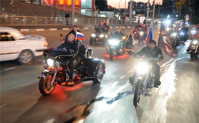 Hình ảnh đời thường giản dị của ông Putin-"Người quyền lực nhất thế giới" 2015