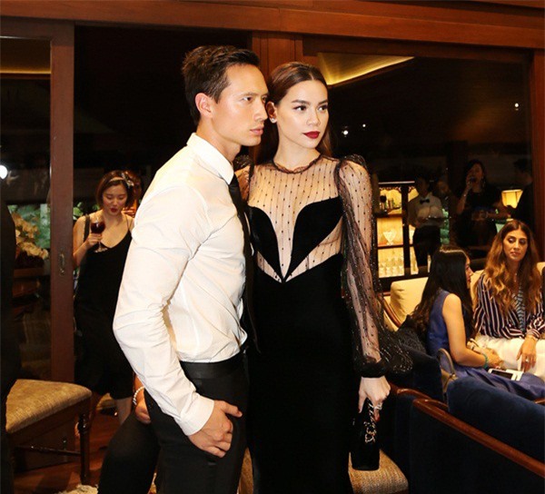 H&#x1ED3; Ng&#x1ECD;c H&#xE0; - Kim L&#xFD; t&#xEC;nh t&#x1EE9; b&#xEA;n nhau &#x1EDF; Th&#xE1;i Lan