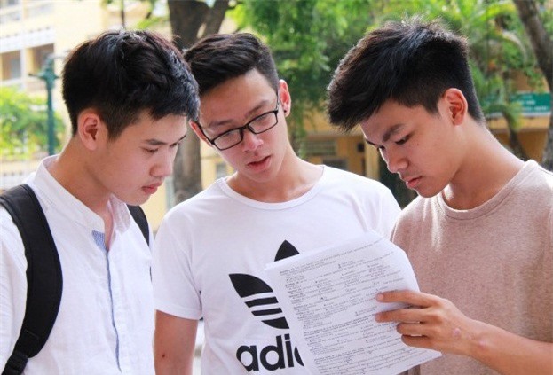 Hôm nay 1/8, thí sinh bắt đầu đăng ký xét tuyển đại học