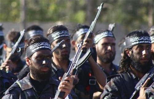 IS bất ngờ đổi chiến thuật, "ủ mưu" chống không kích của Nga