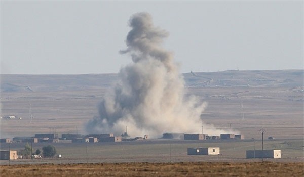 Không quân Nga-Syria dội hỏa lực thiêu rụi loạt căn cứ IS ở Hama