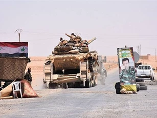 Khủng bố cố thủ ở Qalamoun, quân đội Syria "mạnh tay" diệt sạch