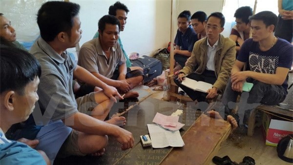 Lao động Việt tại Algeria mong sớm được về nước