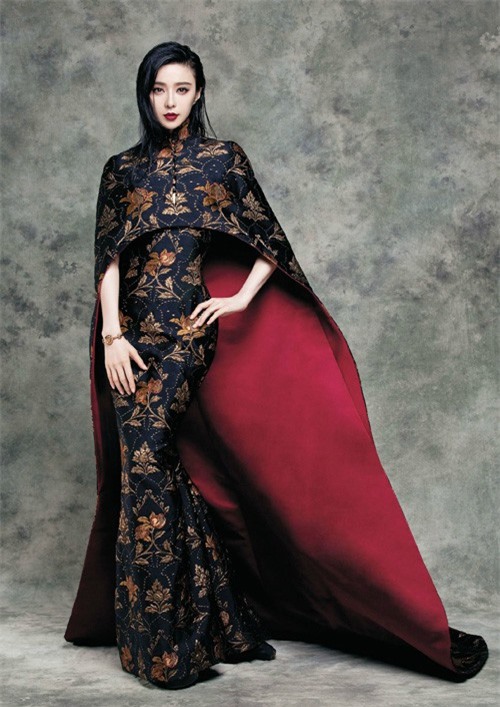 MV Hoàng Thùy Linh vừa ra mắt vướng nghi án mặc váy "nhái"