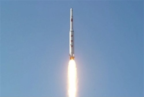 Mỹ "choáng" về tầm bắn của tên lửa Triều Tiên?