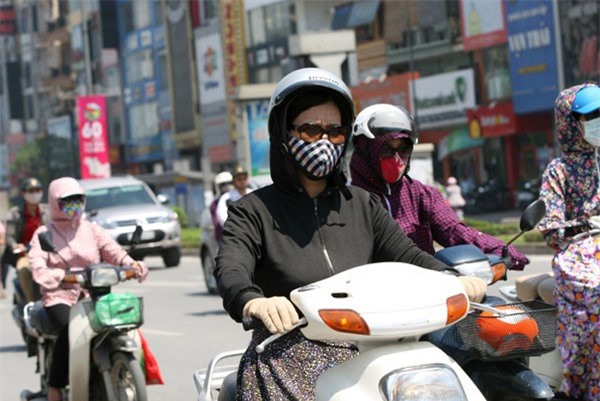 Miền Bắc tiếp tục nắng nóng, có nơi trên 38 độ C