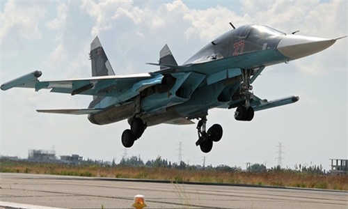 Nga "tậu" thêm hàng trăm máy bay, xe bọc thép phục vụ chiến đấu