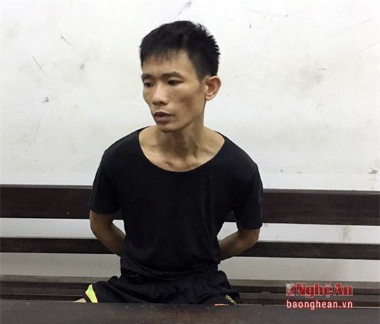 Ngày làm bảo vệ trường học, đêm "tranh thủ" đi bán ma túy