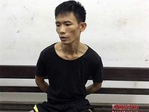 Ngày làm bảo vệ trường học, đêm "tranh thủ" đi bán ma túy