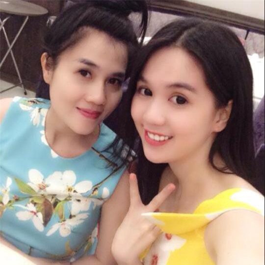 Ngọc Trinh sang Mỹ thăm bạn trai, chị gái lo lắng?