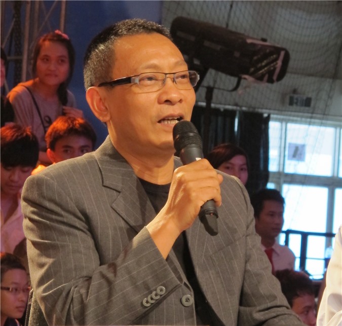 Nhà báo Lại Văn Sâm chính thức nghỉ hưu