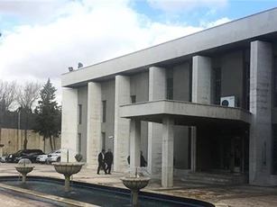 Nóng: Đại sứ quán Nga tại Syria trúng đạn pháo của khủng bố