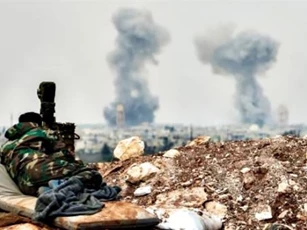 Pháo binh Syria dội "mưa bom" vào IS ở Hama, diệt hàng chục tay súng