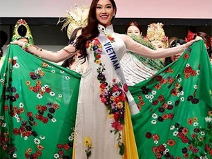 Phương Linh giành giải Hoa hậu Đại sứ du lịch tại Hoa hậu Quốc tế 2016