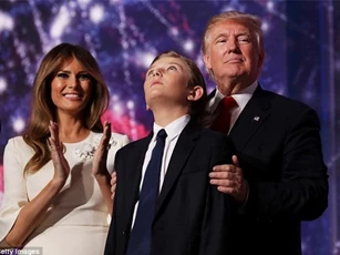 Quà tặng cậu út nhà Donald Trump của Tổng thống Obama bị từ chối