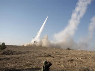 Syria đập nát Al-Nusra ở Quneitra, Israel nã tên lửa "trả thù" hộ khủng bố