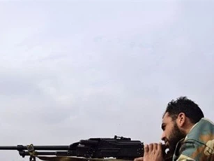 Quân đội Syria điều pháo binh thiêu rụi kho vũ khí khủng của IS ở Tây Homs