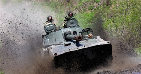 Quân đội Syria diệt khủng bố bằng pháo tự hành Nga 