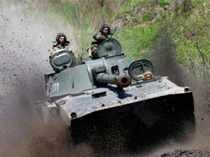 Quân đội Syria diệt khủng bố bằng pháo tự hành Nga