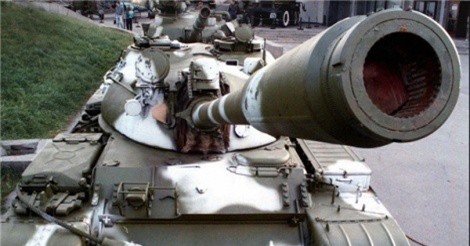 Quân đội Syria dùng xe tăng Nga xây cầu vượt sông Euphrates