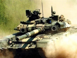 Quân đội Syria tung tăng chiến đấu T-90 Nga vào chiến trường Aleppo