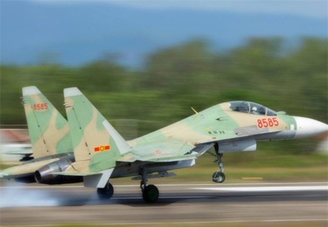 Su-30MK2 mất tích tại Nghệ An: Thủ tướng ra công điện khẩn