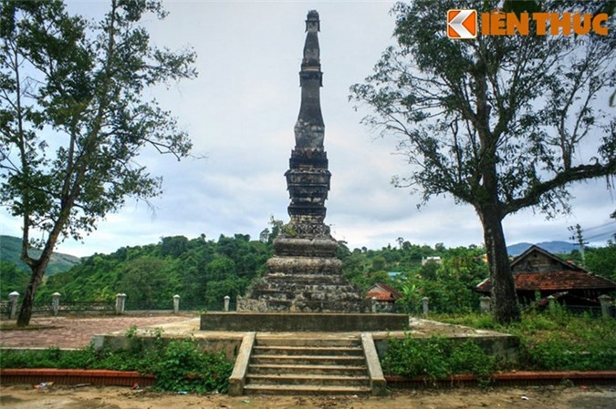 Thăm quan Tháp Mường Và – Sơn La