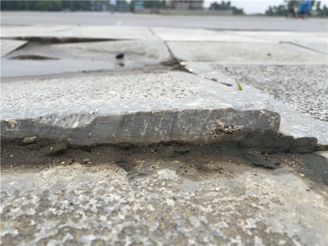 Thanh Hóa: Quảng trường hàng chục tỷ xuống cấp nghiêm trọng