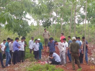 Tá hỏa thanh niên chết bất thường với hàng chục vết đâm