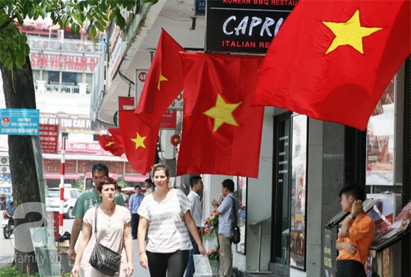 Thời tiết Bắc Bộ ngày 30/4: Đề phòng tố lốc, gió giật