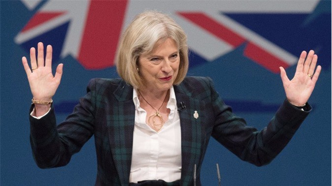 Thủ tướng Anh đối mặt thách thức về quyền thực thi Brexit