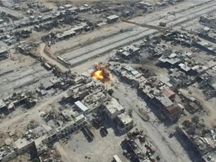 Tiêm kích liên quân Mỹ dội hỏa lực vào Raqqa, 20 người Syria chết thảm