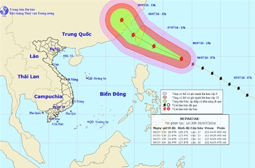 Tin mới nhất: Siêu bão Nepartak giật trên cấp 17 ở biển Đông