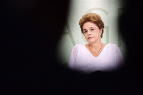 Tổng thống Brazil tố Phó tổng thống phản bội và âm mưu đảo chính