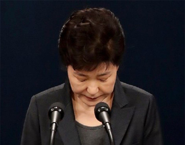 Tổng thống Hàn Quốc phủ nhận kết nối với giáo phái bí ẩn