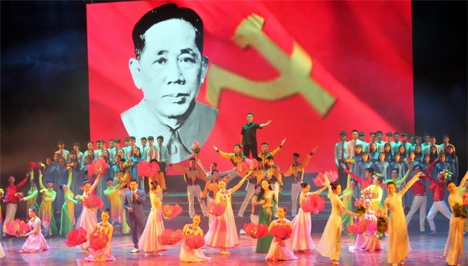 Trang trọng kỷ niệm 110 năm ngày sinh Tổng Bí thư Lê Duẩn