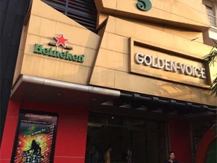 Trinh sát đột kích karaoke G5, bắt hàng chục dân chơi đất Cảng