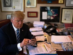 Trump 'phản ứng lạ' sau điện đàm với Ả Rập về khủng hoảng vùng Vịnh