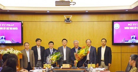 Văn phòng Chính phủ và các Bộ bổ nhiệm nhân sự