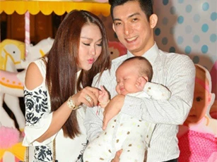 Vì sao chồng Phi Thanh Vân viết đơn ly hôn vợ?