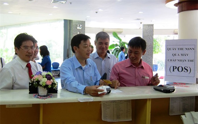 VietinBank là ngân hàng đầu tiên thí điểm thu Ngân sách qua POS