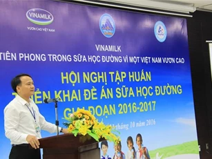 Vinamilk tiên phong đi đầu trong chương trình sữa học đường, vì một Việt Nam vươn cao