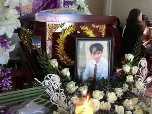 Vụ thanh niên bị đâm chết: Khu phố yên bình TP. Kon Tum ngập trong nỗi đau