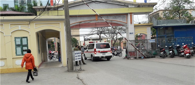 Xe cứu thương "dởm" tung tăng ra vào Bệnh viện ĐK Thái Bình