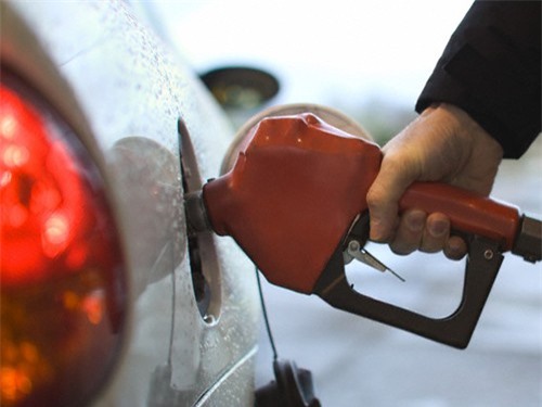 Bộ Tài chính: Nhập khẩu xăng dầu giảm mạnh