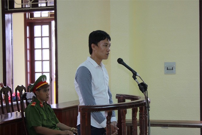 Nam thanh niên 21 tuổi lừa đảo hơn 900 triệu qua nạp thẻ cào  