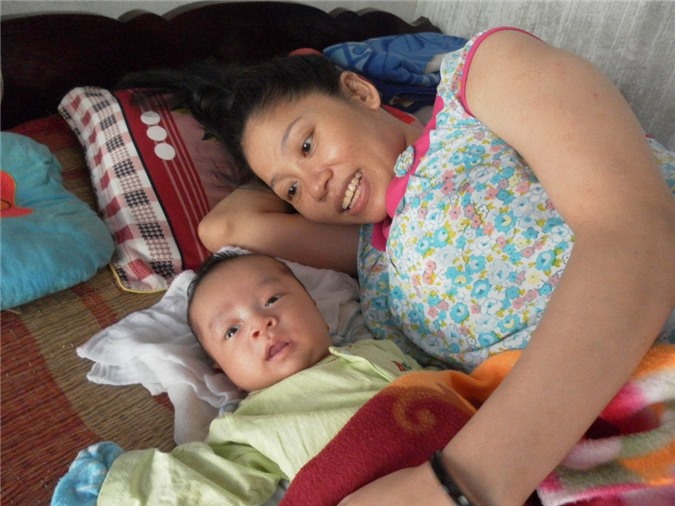 Tình yêu cổ tích của chàng trai phụ hồ và cô gái tật nguyền